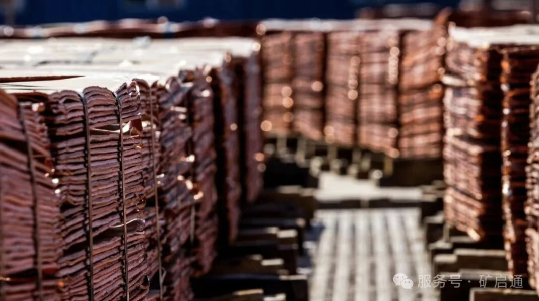 突破历史！伦敦铜价因供应担忧狂飙，2026年上半年剑指 12000 美元